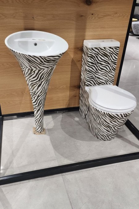 مرحاض بنقشة الزيبرا – Zebra Luxury Toilet